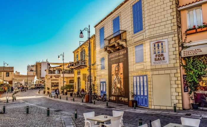 Larnaka: Starobylé, avšak živé kyperské městečko 1300w